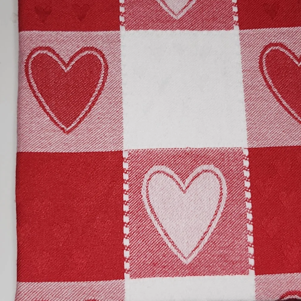 Rachel Zoe Red And White Hearts Woven Check‎ Cotton Tablecloth 60x84in Oblong